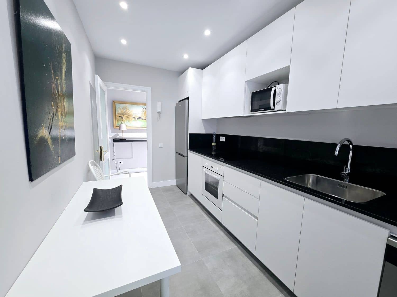 2 slaapkamer Appartement te huur in Las Palmas de Gran Canaria met garage - € 1.100 (Ref: 9439632)