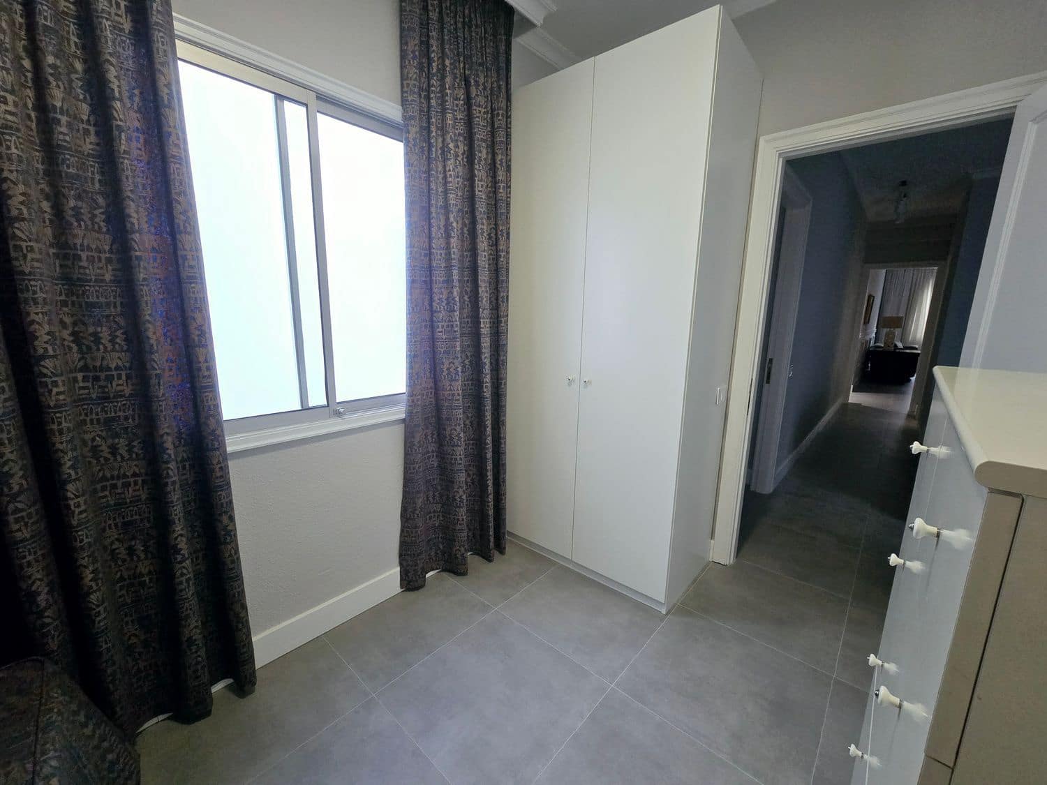 2 slaapkamer Appartement te huur in Las Palmas de Gran Canaria met garage - € 1.100 (Ref: 9439632)