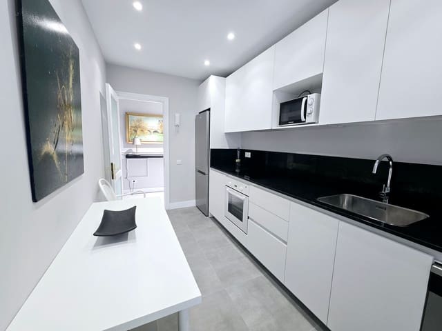 2 quarto Apartamento para arrendar em Alcaravaneras, Las Palmas de Gran Canaria com garagem - 1 100 € (Ref: 9439632)