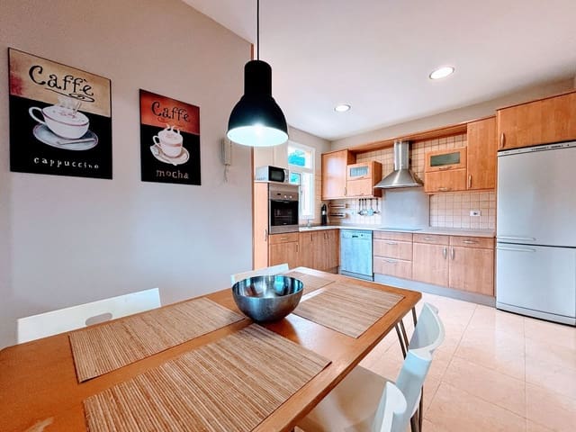 3 soverom Villa til salgs i Arucas med garasje - € 369 000 (Ref: 9439633)