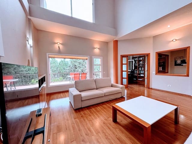 3 soverom Villa til salgs i Arucas med garasje - € 369 000 (Ref: 9439633)