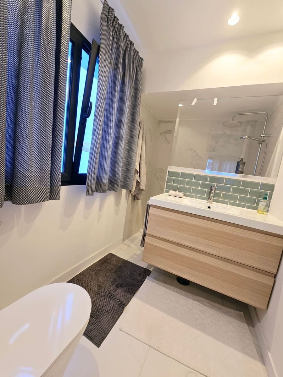 6 camera da letto Casa da affittare in Las Palmas de Gran Canaria con garage - 2.800 € (Rif: 9441231)