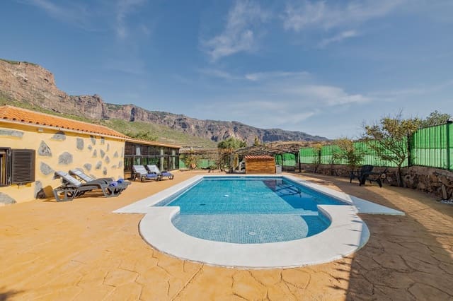 3 makuuhuone Maalaistalo myytävänä paikassa Las Palmas de Gran Canaria mukana uima-altaan 
autotalli - 383 000 € (Ref: 9455812)