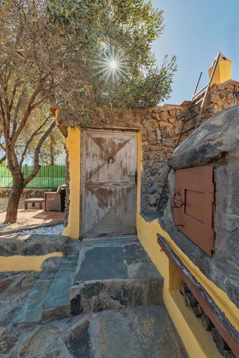 3 soverom Finca/Herregård til salgs i Las Palmas de Gran Canaria med svømmebasseng garasje - € 383 000 (Ref: 9455812)