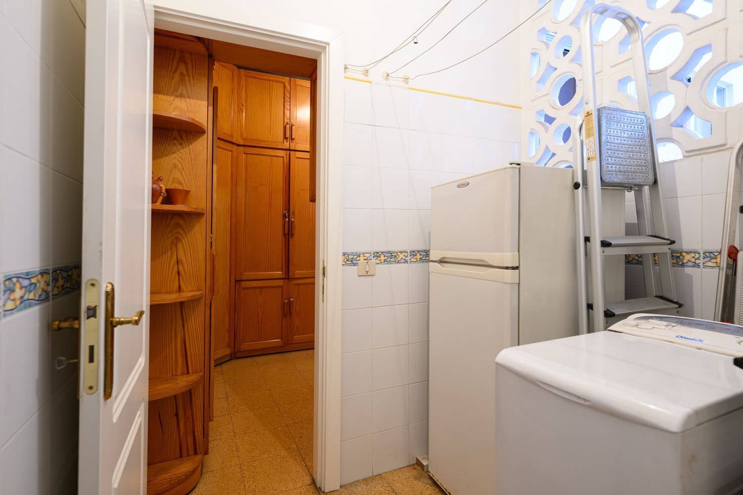 4 Zimmer Apartment zu verkaufen in Las Palmas de Gran Canaria mit Garage - 268.000 € (Ref: 9470272)