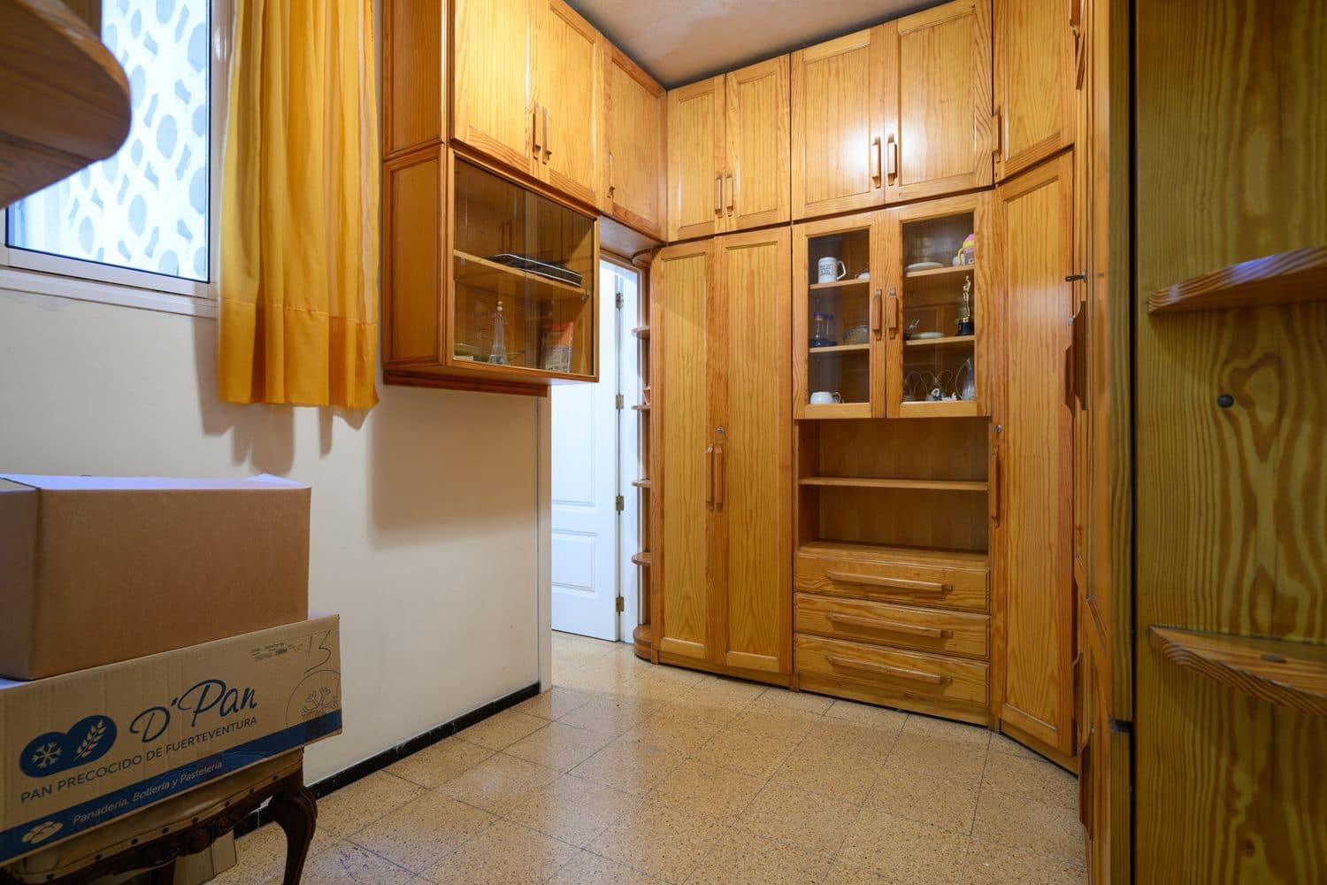 4 Zimmer Apartment zu verkaufen in Las Palmas de Gran Canaria mit Garage - 268.000 € (Ref: 9470272)