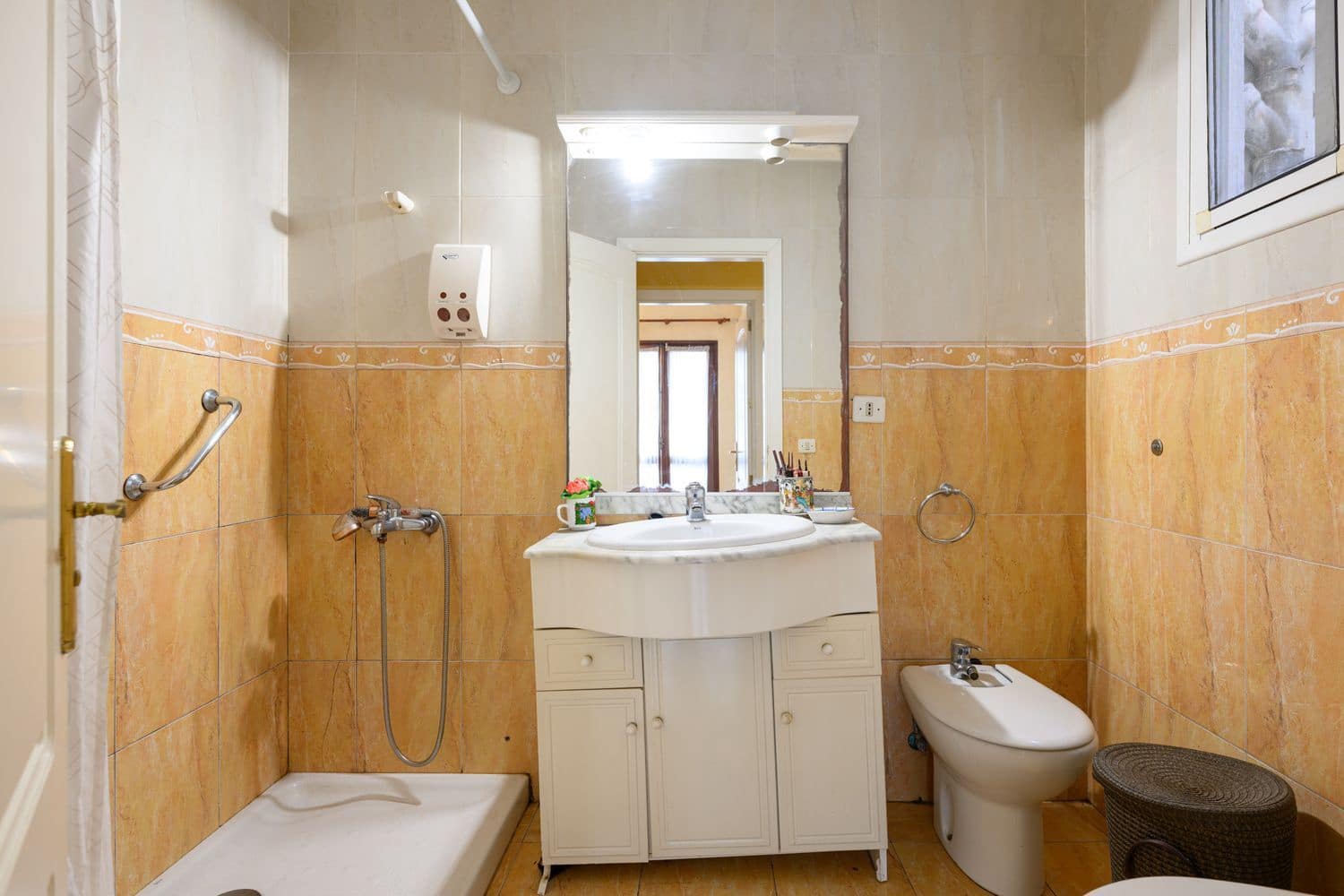 4 Zimmer Apartment zu verkaufen in Las Palmas de Gran Canaria mit Garage - 268.000 € (Ref: 9470272)