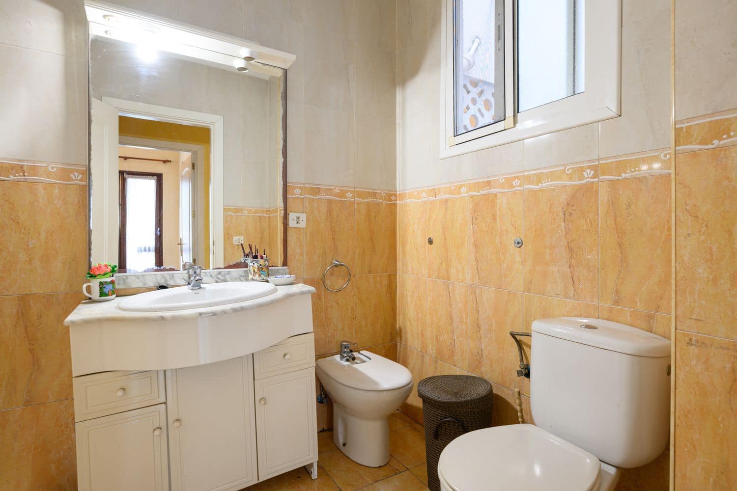 4 Zimmer Apartment zu verkaufen in Las Palmas de Gran Canaria mit Garage - 268.000 € (Ref: 9470272)