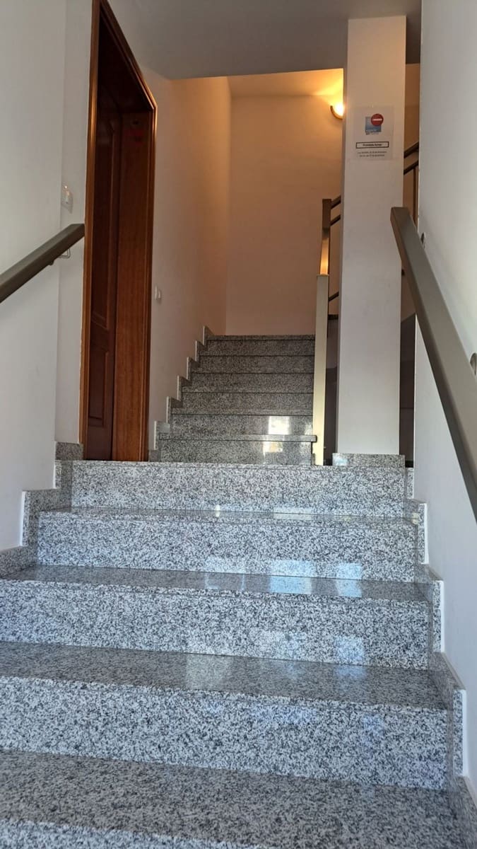 Apartamento de 2 habitaciones en Cruce de Arinaga en venta con garaje - 140.000 € (Ref: 9473742)