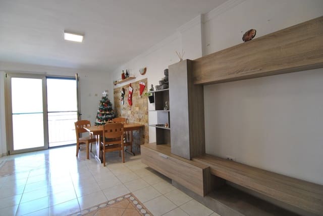 2 bedroom Apartment for sale in Cruce de Arinaga, Agüimes with garage - € 140,000 (Ref: 9473742)