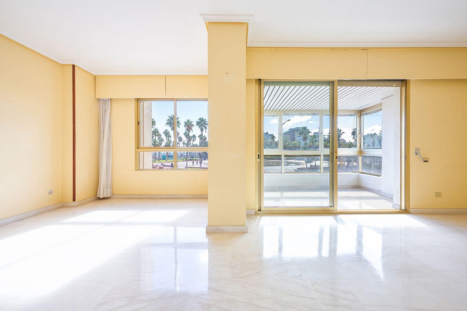 4 sypialnia Apartament na sprzedaż w Las Palmas de Gran Canaria z garażem - 545 000 € (Ref: 9473744)