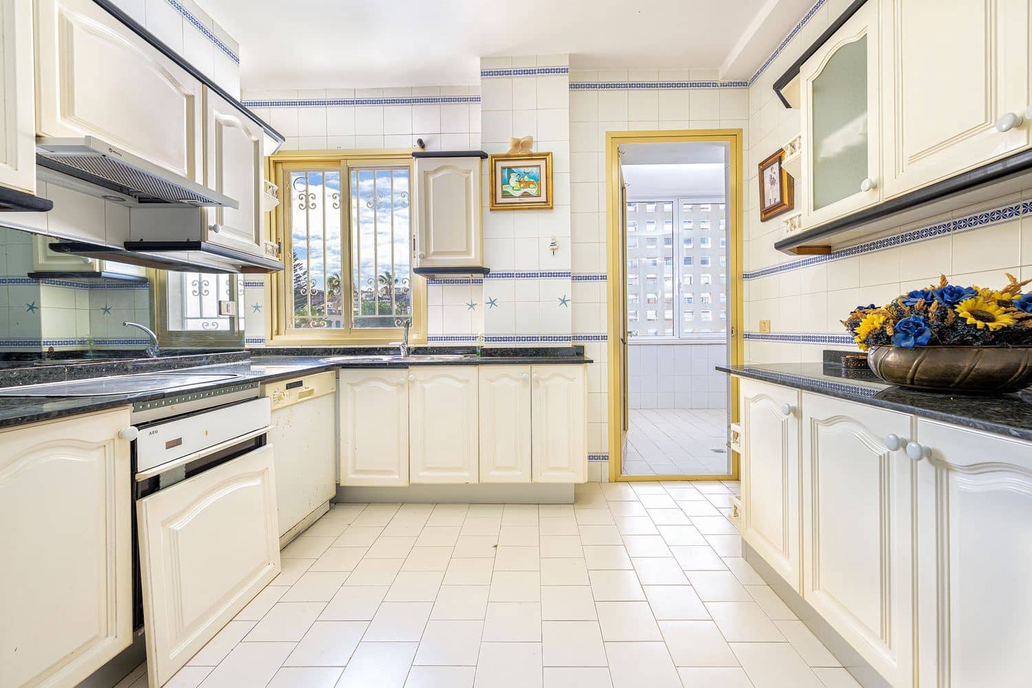 4 sypialnia Apartament na sprzedaż w Las Palmas de Gran Canaria z garażem - 545 000 € (Ref: 9473744)