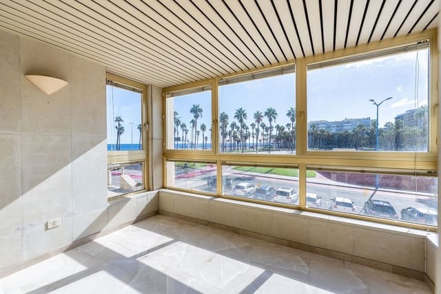 4 slaapkamer Appartement te koop in Arenales - Lugo - Avda. Marítima, Las Palmas de Gran Canaria met garage - € 545.000 (Ref: 9473744)