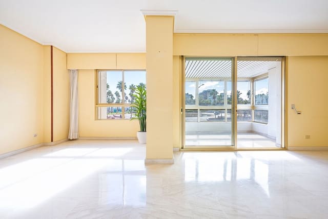 4 bedroom Apartment for sale in Arenales - Lugo - Avda. Marítima, Las Palmas de Gran Canaria with garage - € 545,000 (Ref: 9473744)