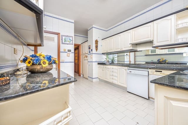 4 slaapkamer Appartement te koop in Arenales - Lugo - Avda. Marítima, Las Palmas de Gran Canaria met garage - € 545.000 (Ref: 9473744)