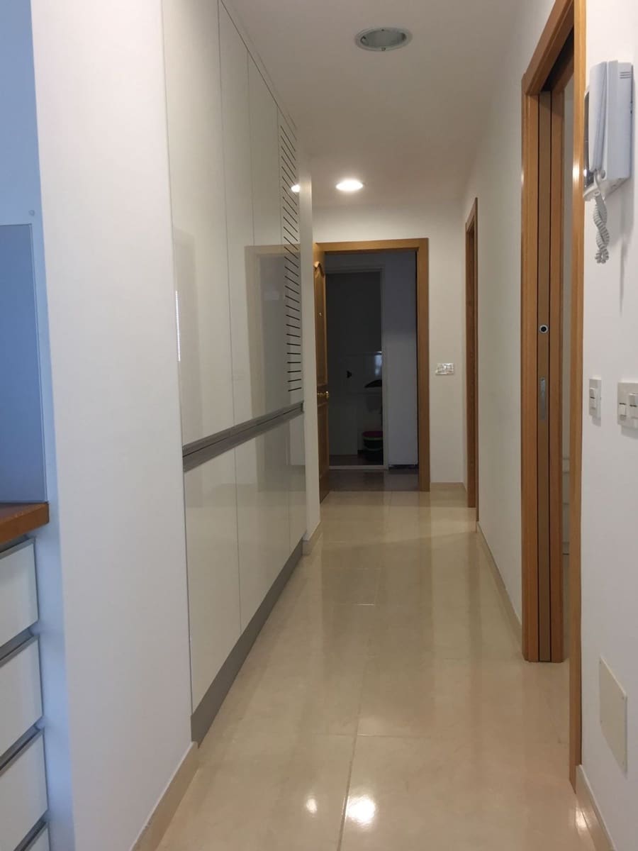 Apartamento de 1 habitación en Las Palmas de Gran Canaria en alquiler con garaje - 850 € (Ref: 9473745)