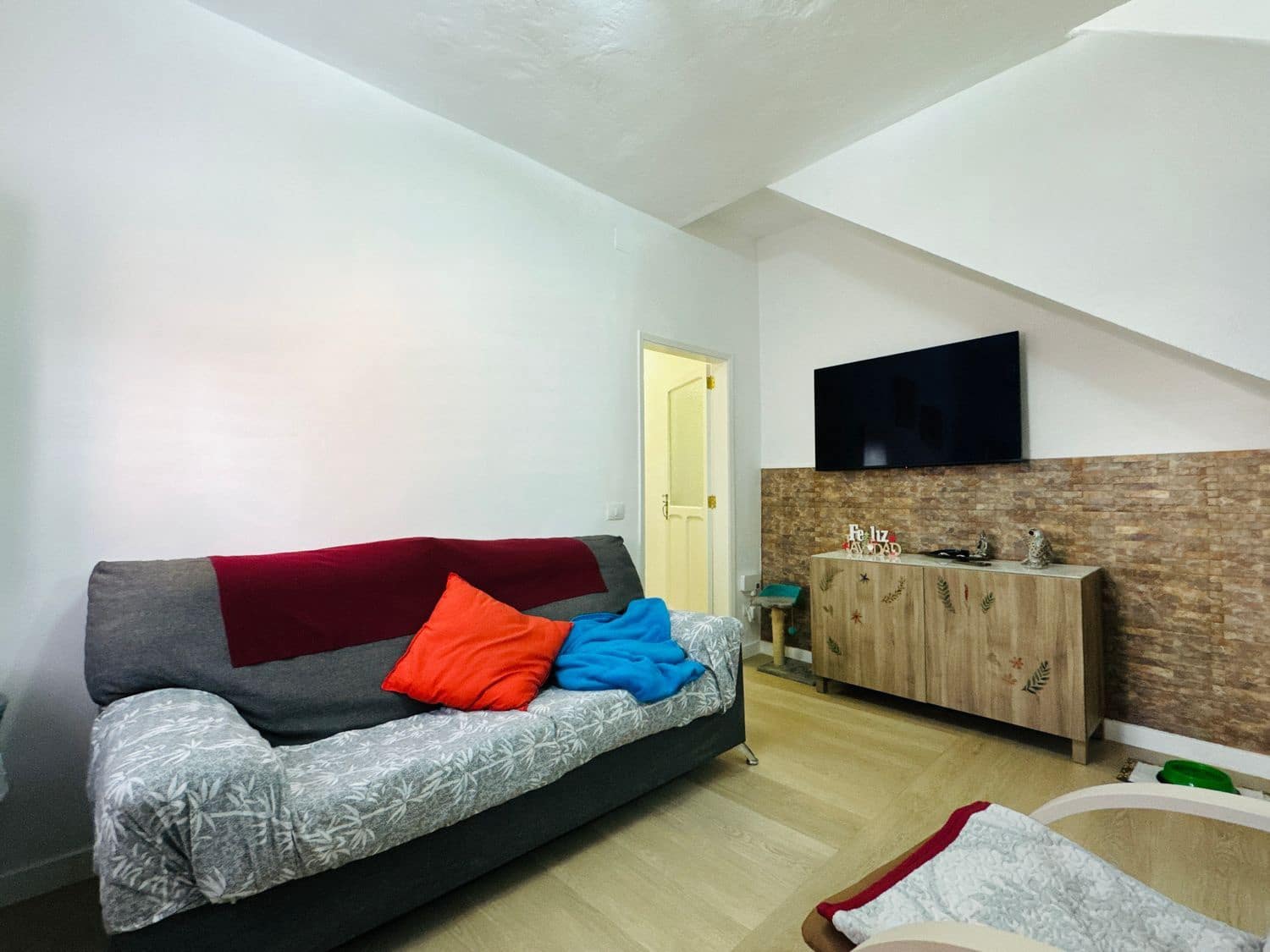 2 makuuhuone Omakotitalo myytävänä paikassa Las Palmas de Gran Canaria mukana 
autotalli - 145 000 € (Ref: 9481687)