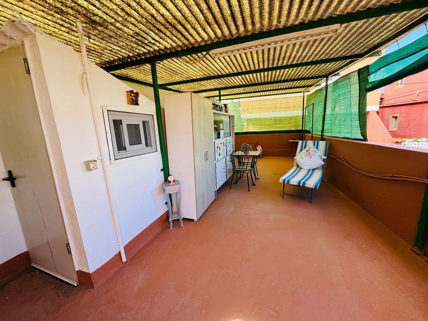 2 makuuhuone Omakotitalo myytävänä paikassa Las Palmas de Gran Canaria mukana 
autotalli - 145 000 € (Ref: 9481687)