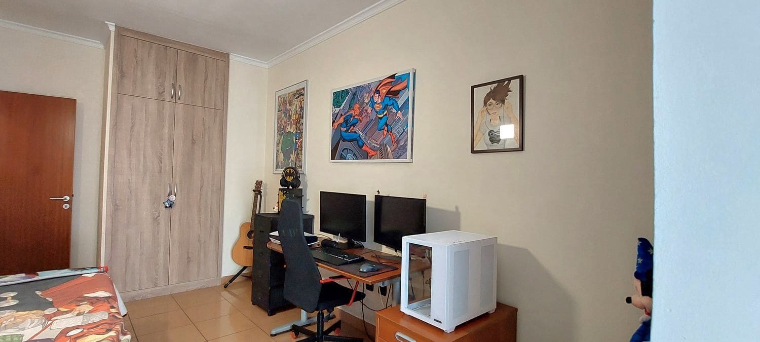 2 bedroom Apartment for sale in Las Palmas de Gran Canaria with garage - € 250,000 (Ref: 9483416)