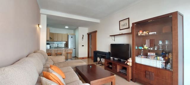 2 bedroom Apartment for sale in Isleta, Las Palmas de Gran Canaria with garage - € 250,000 (Ref: 9483416)