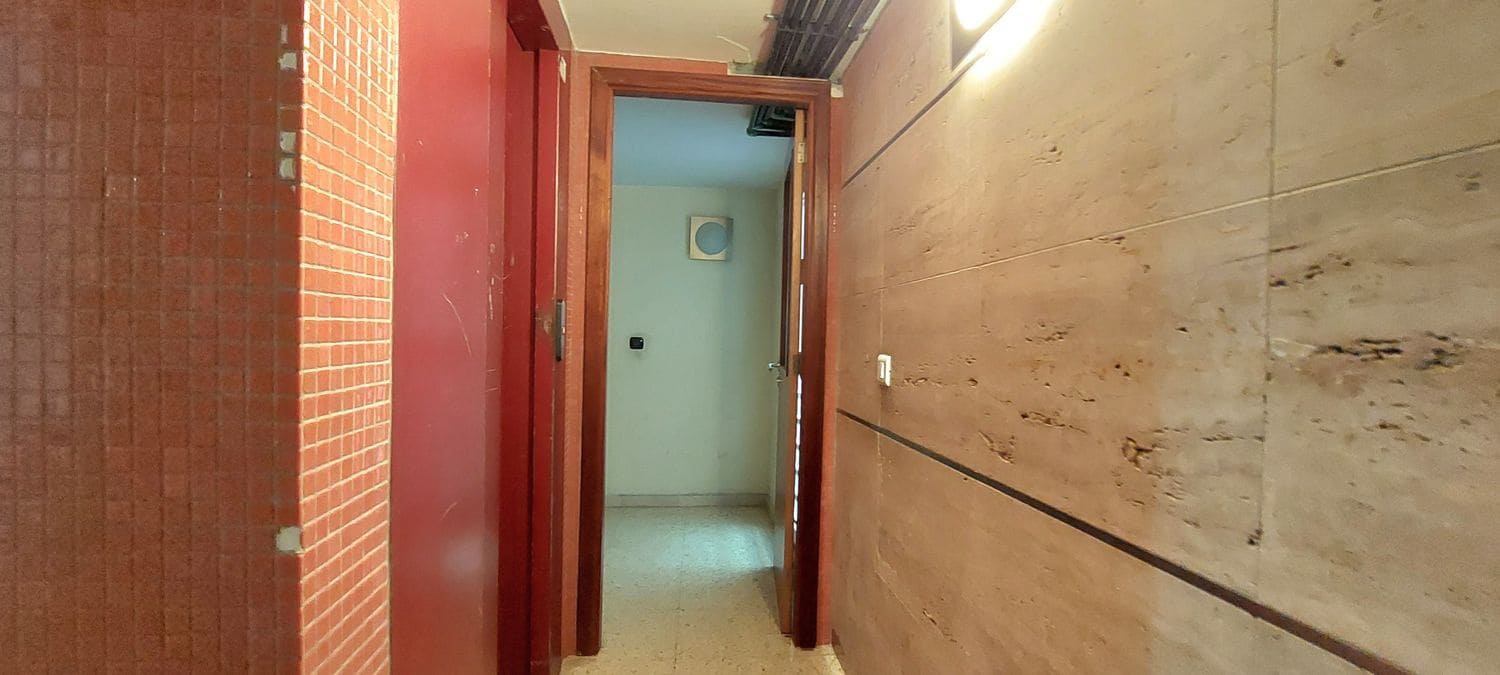 2 bedroom Apartment for sale in Las Palmas de Gran Canaria with garage - € 250,000 (Ref: 9483416)