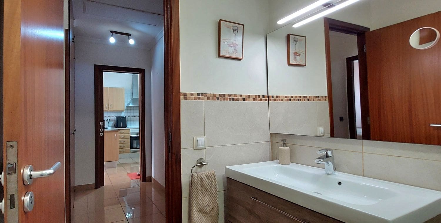 2 bedroom Apartment for sale in Las Palmas de Gran Canaria with garage - € 250,000 (Ref: 9483416)