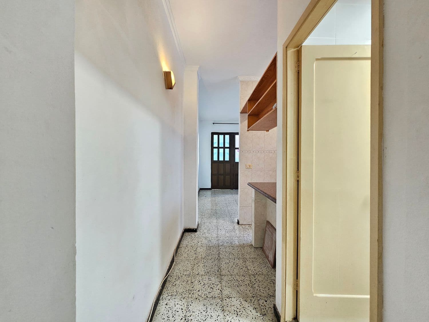 1 soverom Leilighet til salgs i Las Palmas de Gran Canaria med garasje - € 98 000 (Ref: 9484991)