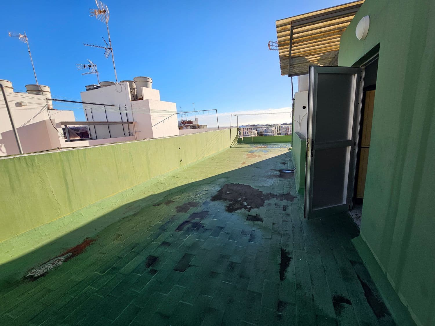 1 soverom Leilighet til salgs i Las Palmas de Gran Canaria med garasje - € 98 000 (Ref: 9484991)