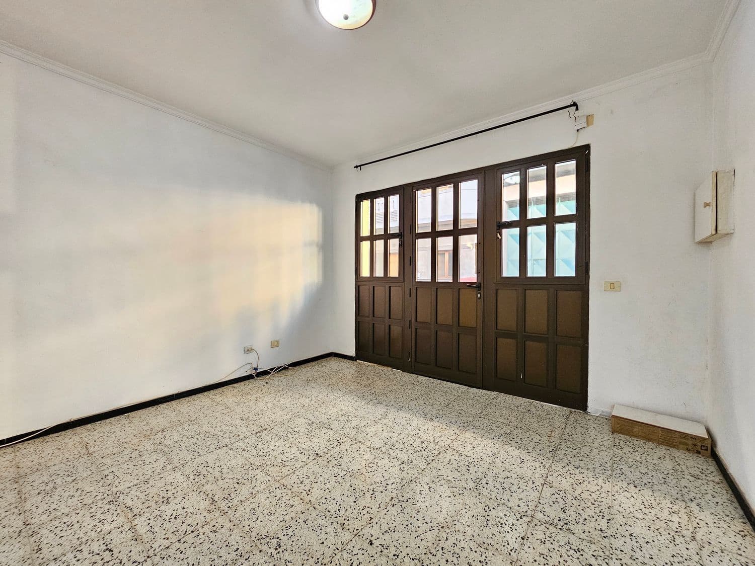 1 soverom Leilighet til salgs i Las Palmas de Gran Canaria med garasje - € 98 000 (Ref: 9484991)