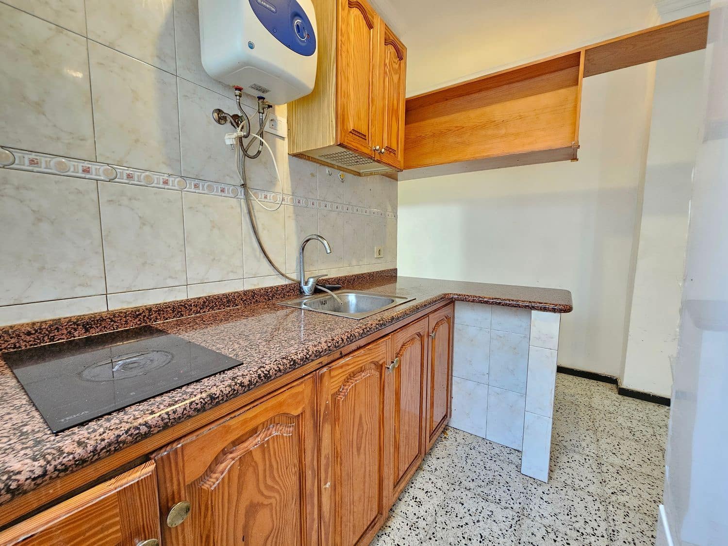 1 soverom Leilighet til salgs i Las Palmas de Gran Canaria med garasje - € 98 000 (Ref: 9484991)