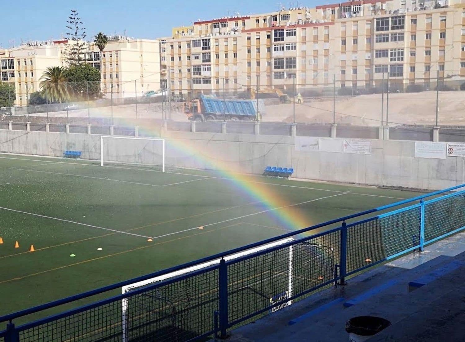 4 bedroom Apartment for sale in Las Palmas de Gran Canaria with garage - € 125,000 (Ref: 9484992)