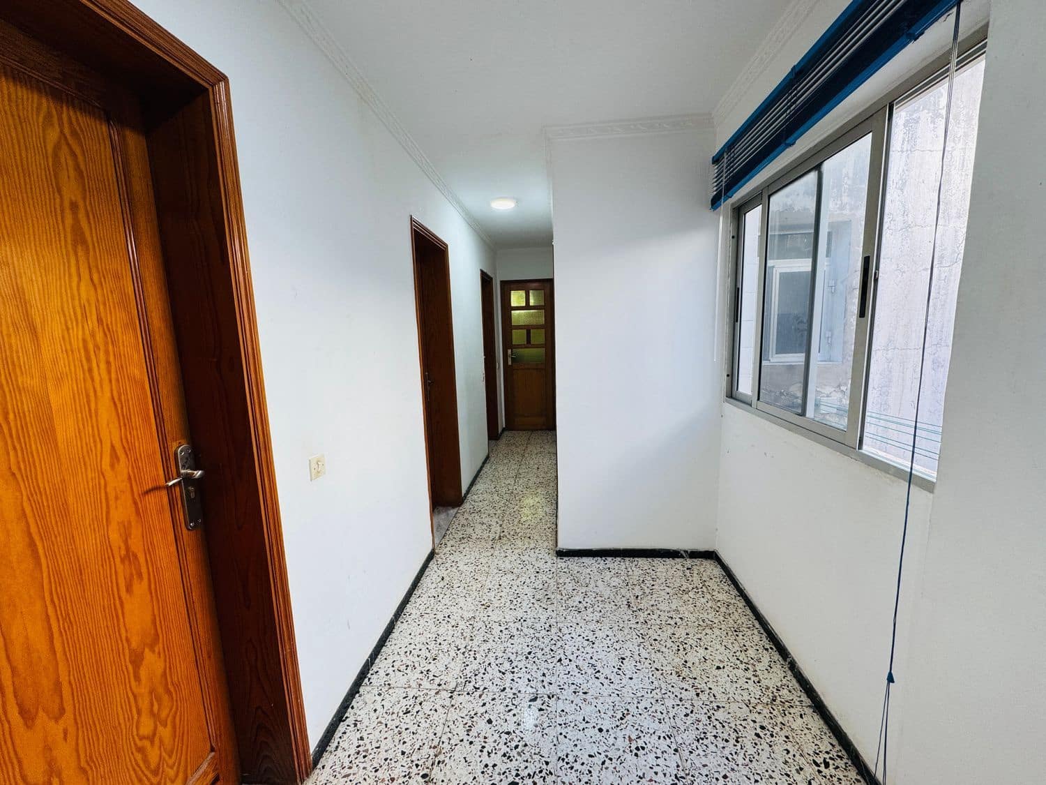 4 bedroom Apartment for sale in Las Palmas de Gran Canaria with garage - € 125,000 (Ref: 9484992)