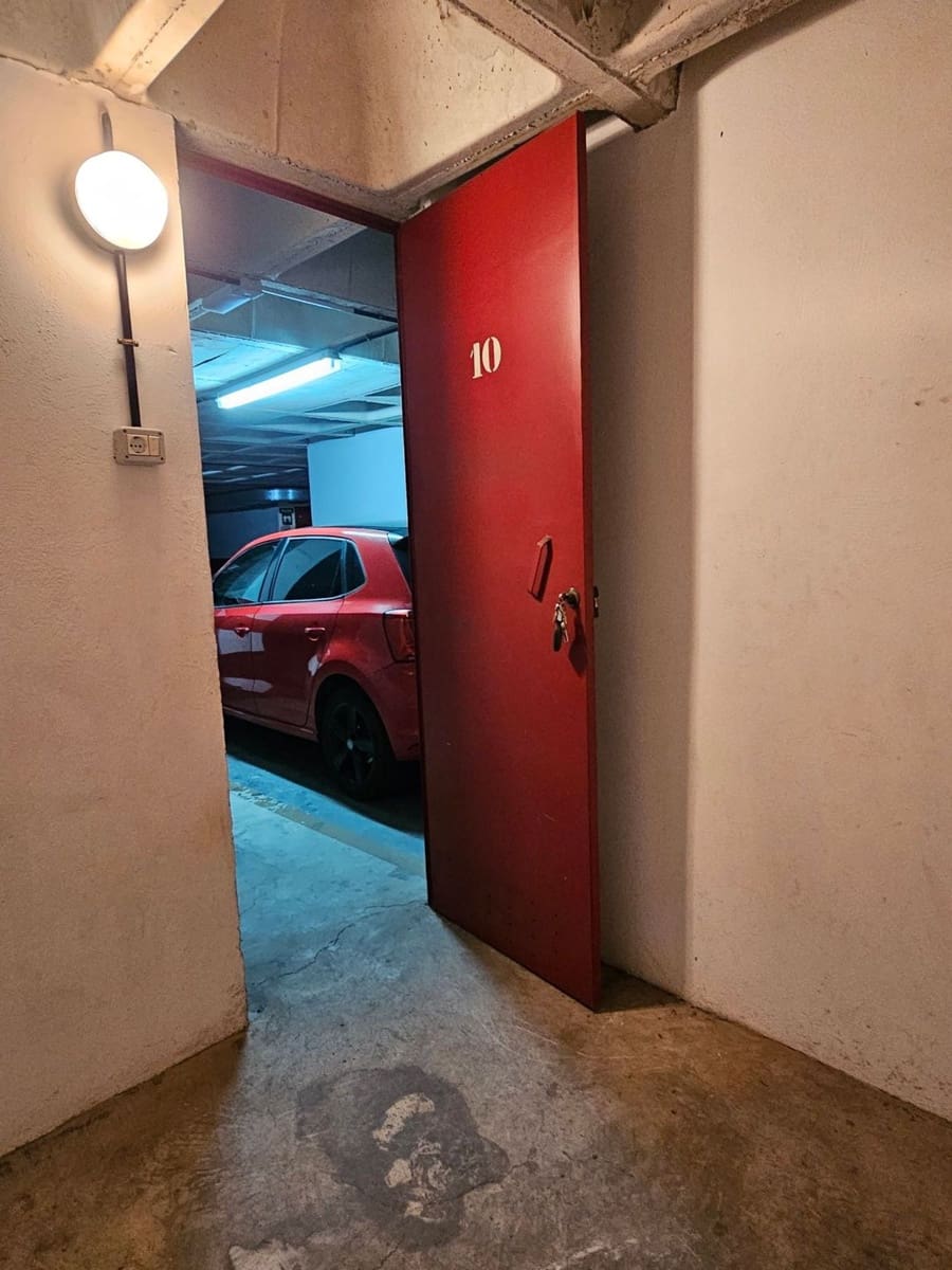 Garaż na sprzedaż w Las Palmas de Gran Canaria - 18 500 € (Ref: 9503706)