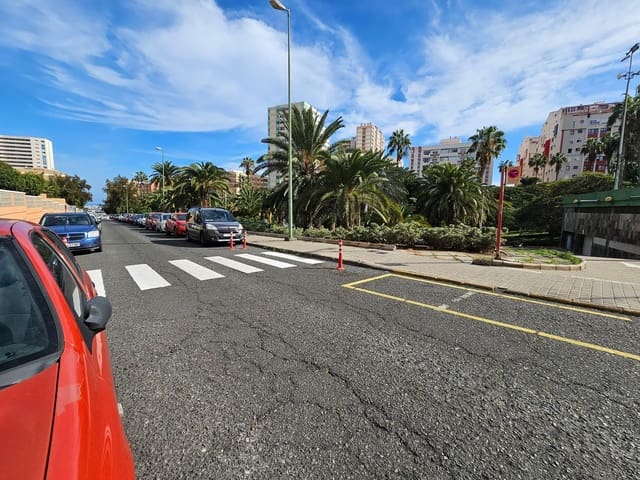 Garaż na sprzedaż w Ciudad Alta, Las Palmas de Gran Canaria - 18 500 € (Ref: 9503706)