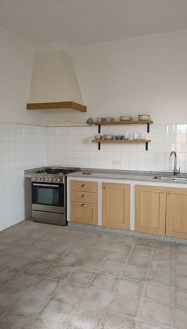 3 bedroom Townhouse for sale in Telde with garage - € 190,000 (Ref: 9511948)