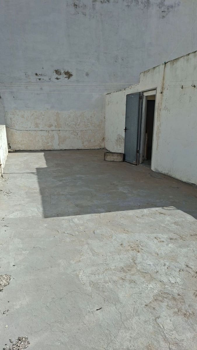 3 bedroom Townhouse for sale in Telde with garage - € 190,000 (Ref: 9511948)