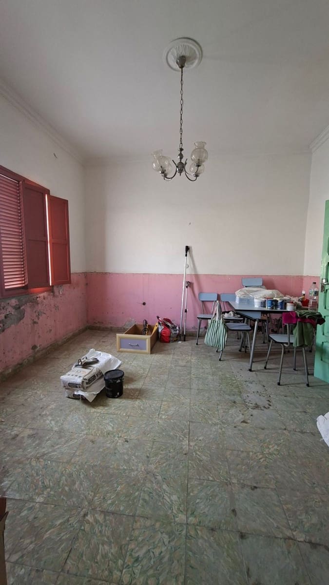 3 bedroom Townhouse for sale in Telde with garage - € 190,000 (Ref: 9511948)