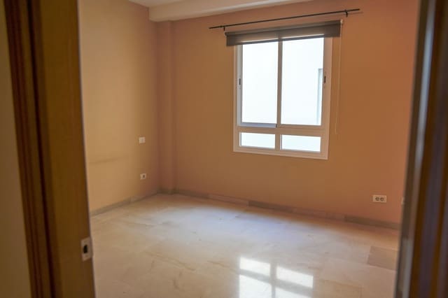 3 quarto Apartamento para venda em Arucas com garagem - 280 000 € (Ref: 9525866)