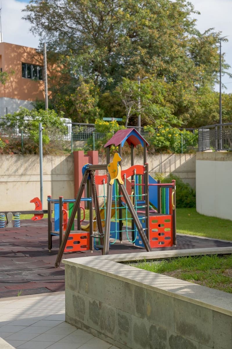 3 bedroom Apartment for sale in Arucas with garage - € 280,000 (Ref: 9525866)