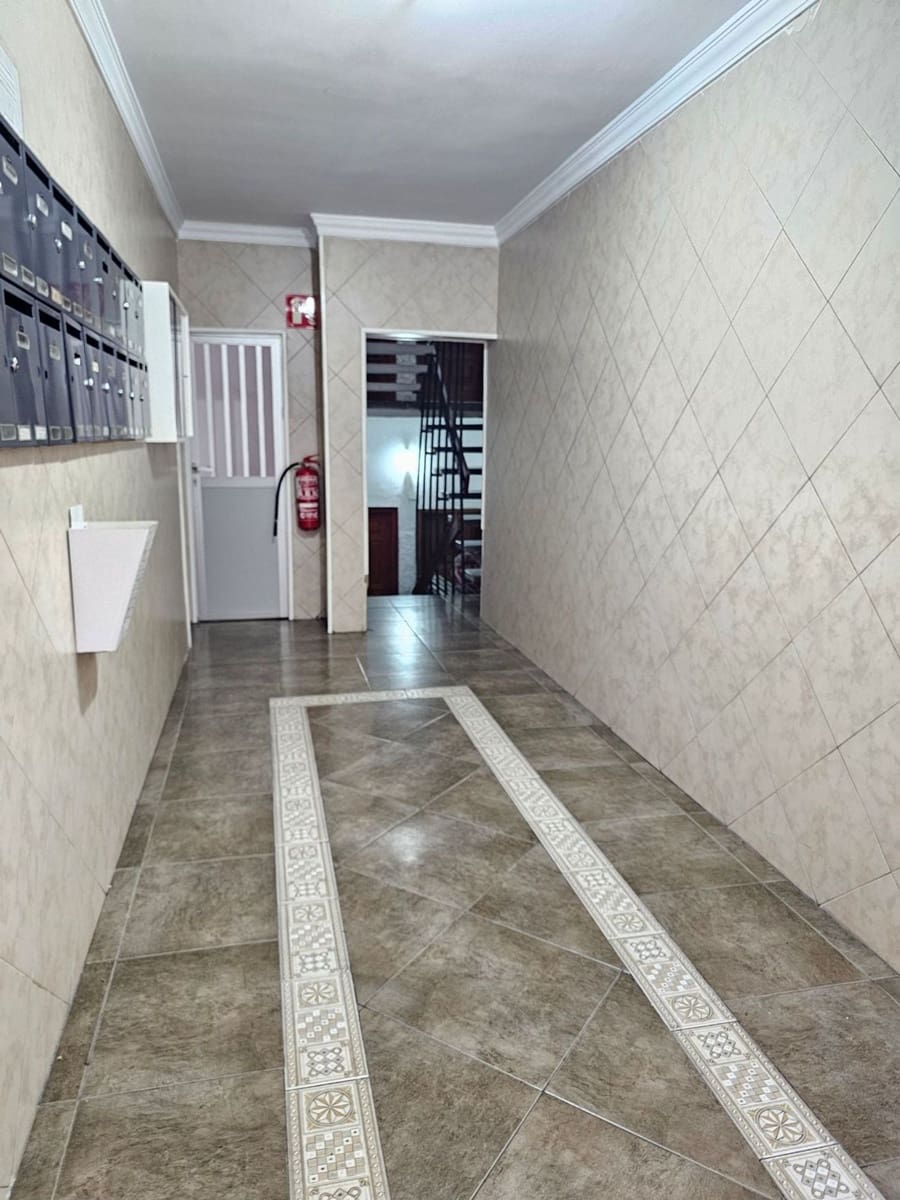 3 makuuhuone Huoneisto myytävänä paikassa Las Palmas de Gran Canaria mukana 
autotalli - 119 500 € (Ref: 9533135)