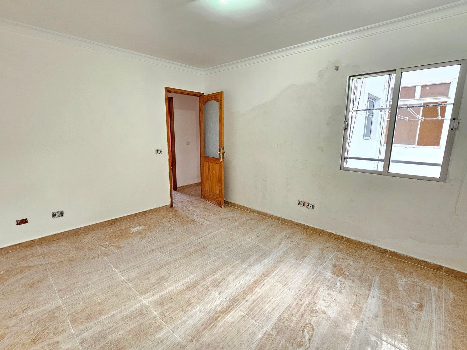 3 makuuhuone Huoneisto myytävänä paikassa Las Palmas de Gran Canaria mukana 
autotalli - 119 500 € (Ref: 9533135)