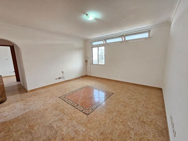 3 makuuhuone Huoneisto myytävänä paikassa Escaleritas, Las Palmas de Gran Canaria mukana 
autotalli - 119 500 € (Ref: 9533135)