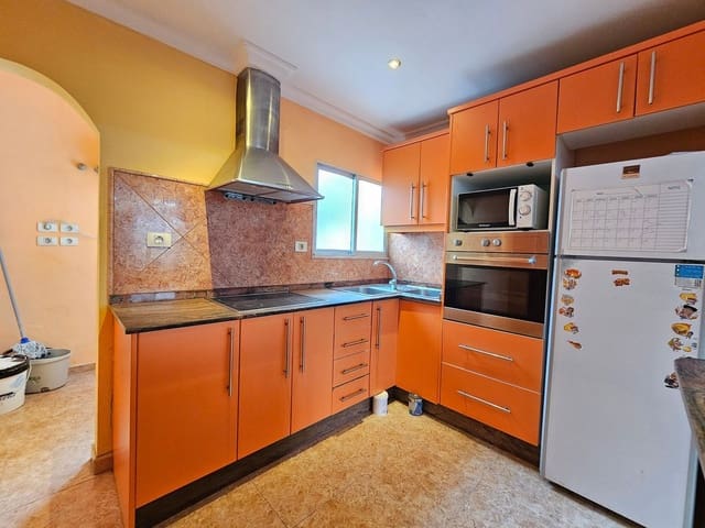 3 makuuhuone Huoneisto myytävänä paikassa Escaleritas, Las Palmas de Gran Canaria mukana 
autotalli - 119 500 € (Ref: 9533135)