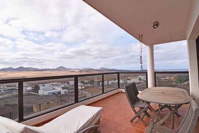 5 soverom Villa til salgs i Soo, Teguise med garasje - € 490 000 (Ref: 9535394)