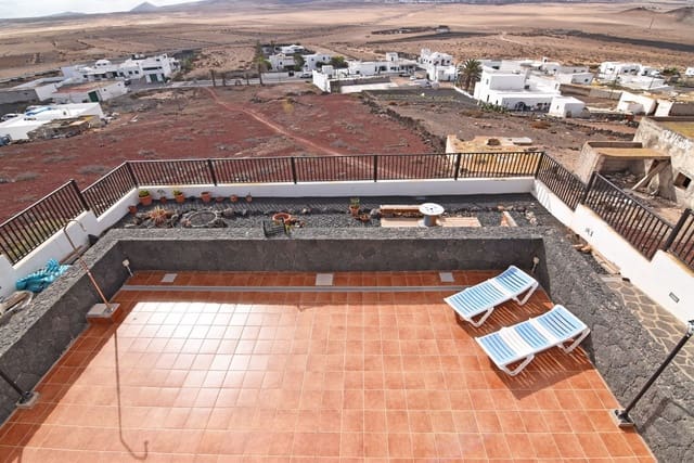 5 soverom Villa til salgs i Soo, Teguise med garasje - € 490 000 (Ref: 9535394)