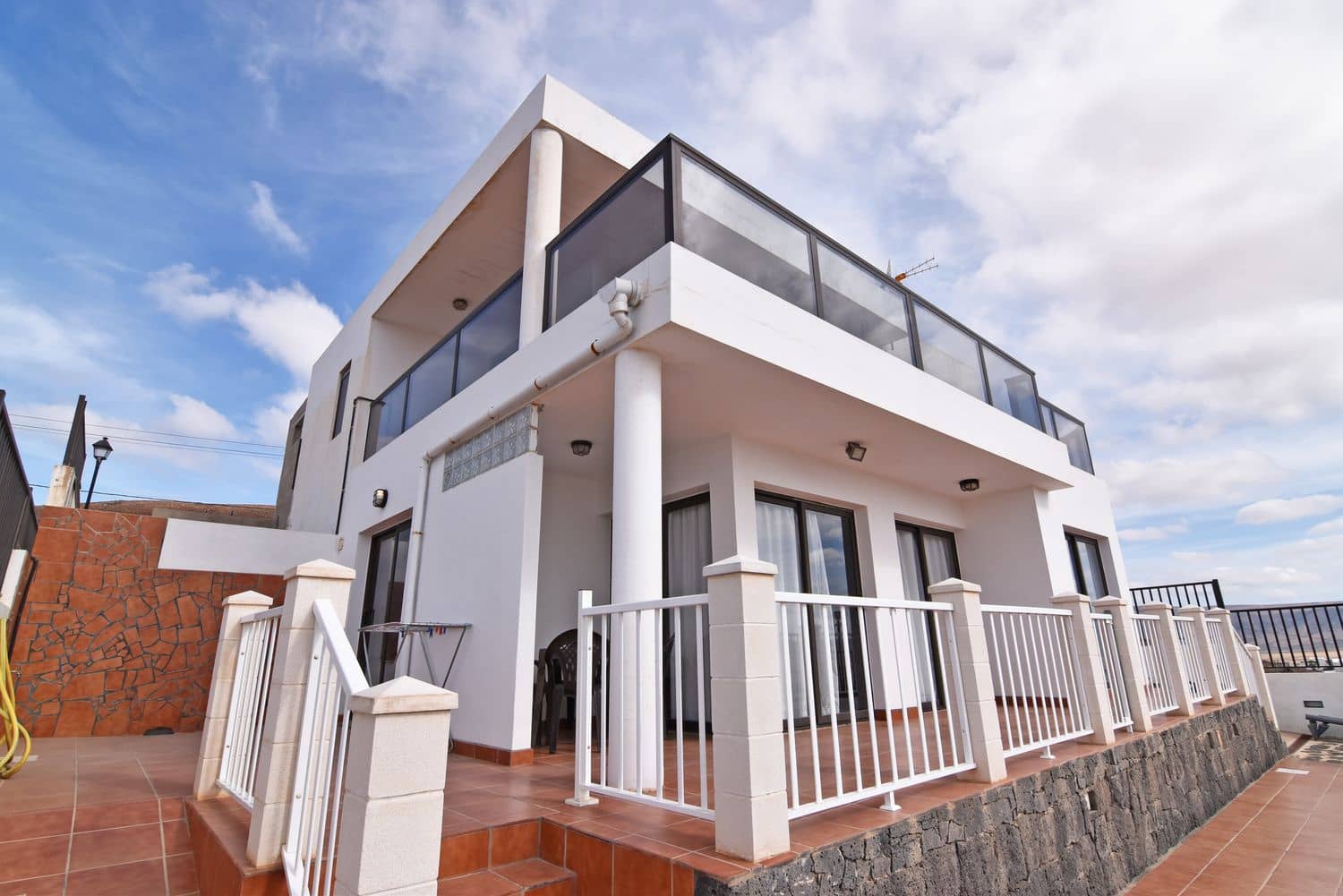 5 slaapkamer Villa te koop in Teguise met garage - € 490.000 (Ref: 9535394)