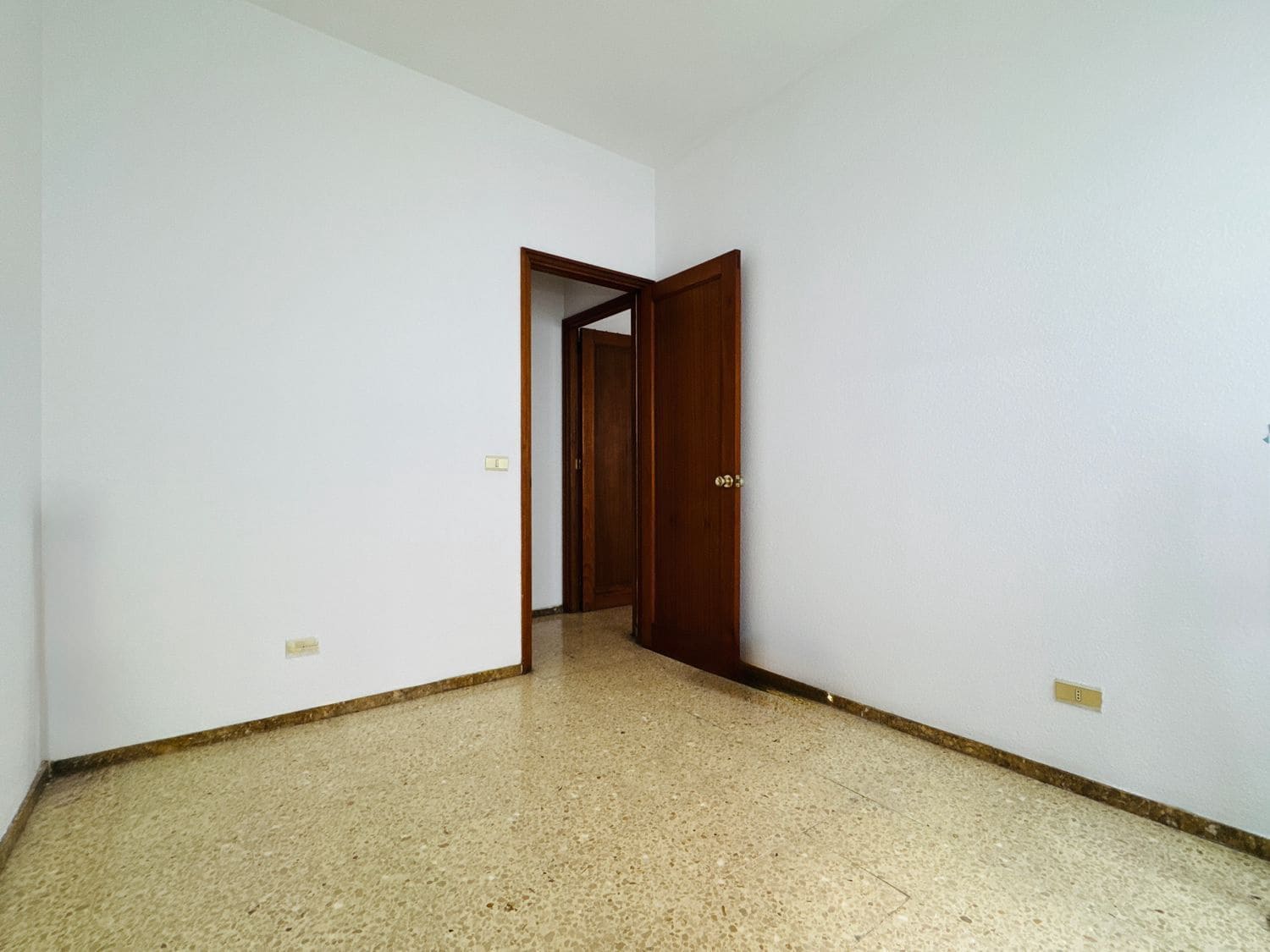 Apartamento de 4 habitaciones en Las Palmas de Gran Canaria en venta con garaje - 350.000 € (Ref: 9550561)