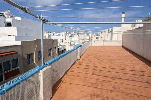 4 soveværelse Lejlighed til salg i Arenales - Lugo - Avda. Marítima, Las Palmas de Gran Canaria med garage - € 350.000 (Ref: 9550561)