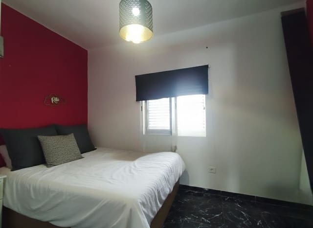 3 soverom Leilighet til salgs i Schamann - Rehoyas, Las Palmas de Gran Canaria med garasje - € 110 000 (Ref: 9560853)