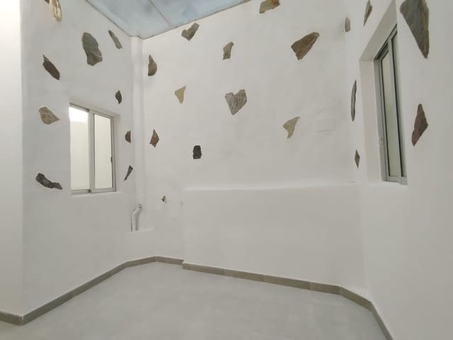 2 soveværelse Lejlighed til leje i Altavista - Don Zoilo, Las Palmas de Gran Canaria med garage - € 750 (Ref: 9564260)